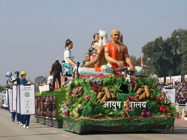 Incredible-Design-Showcases-Two-Iconic-Republic-Day-Parade-Tableaux-Celebrating-Ayush-and-the-Legacy-of-Punyashloka-Lokmata-Devi-Ahilyabai-Holkar